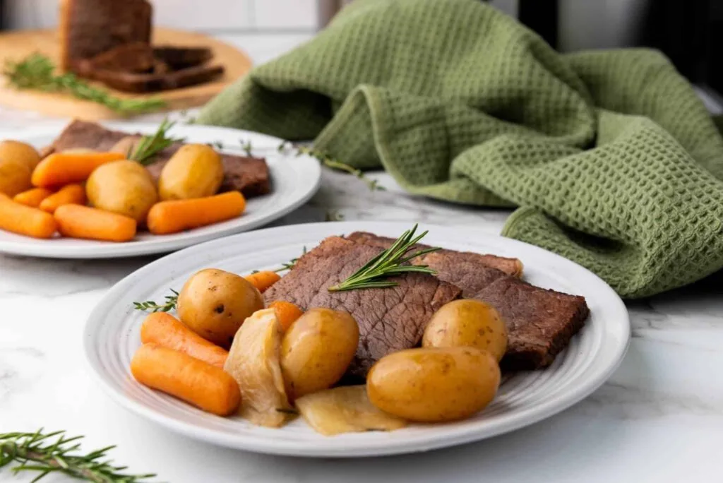 Budget-Friendly Romantic Dinner: Crockpot Slow Cooker Rump Roast