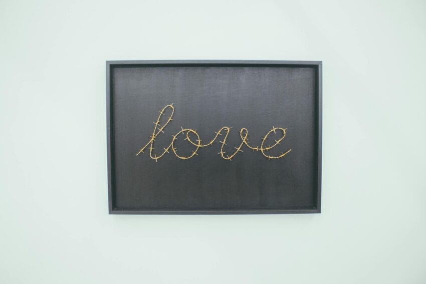 love text sign